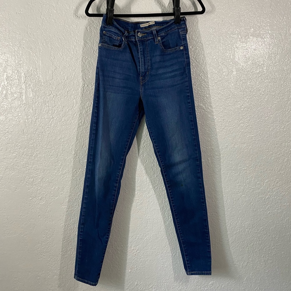 Levi Mile High Super Skinny - Size 29
